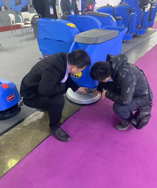 龙岩小型电动洗地机是否适合用于环卫保洁