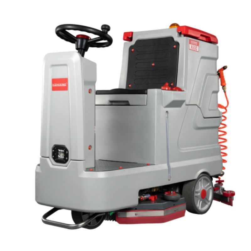 龙岩坦洁全自动驾驶式洗地机X600