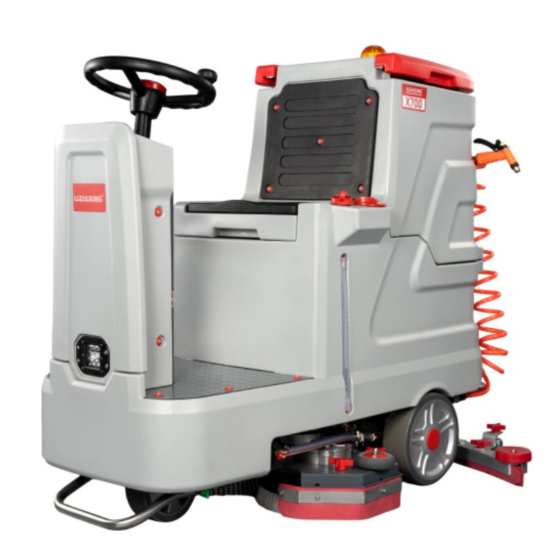 龙岩坦洁全自动驾驶式洗地机X700